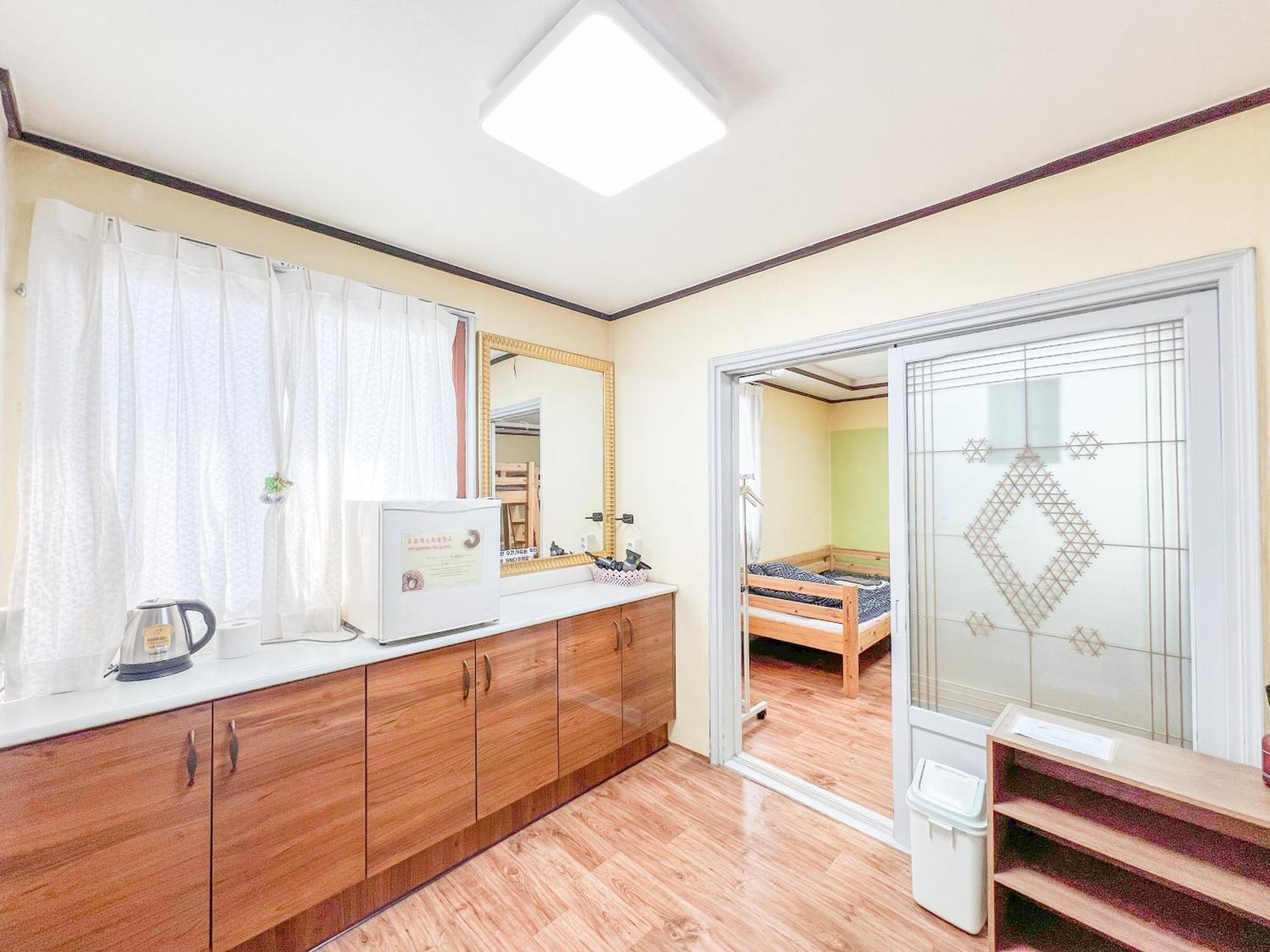 Empathy Guesthouse Daegu Luaran gambar